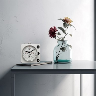 Clock Couture Wand- und Tischuhrenserie RAM Medium