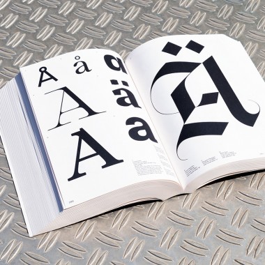 Graphic Languages A Visual Guide to the World’s Writing Systems