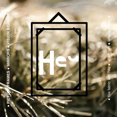 Bildfläche - Heu // Bilderrahmen aus Flachsvlies mit Heu // Studio Minzi