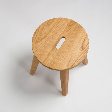 Hocker "Josef" aus Eichenholz
