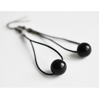 nahili OHRSCHMUCK - schwarze minimalistische Glashänger