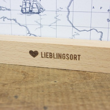 Kartenständer Lieblingsort aus nachhatigem Buchenholz
