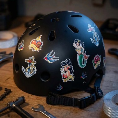 HUGS & STICKERS: Postkarte mit reflektierenden Fahrrad-Aufkleber Tattoo | MOOXIBIKE