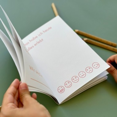 Reisetagebuch für Kinder – Reisejournal, Travel Journal für Urlaub, Reise & Ferien – miratheresia