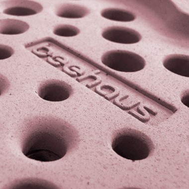 beehaus Herz - Bienenhotel aus Beton "Rosa" von Grellroth Design