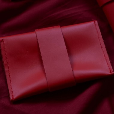 Rote Ledergeldbörse aus Upcycling-Leder - Pikto3000