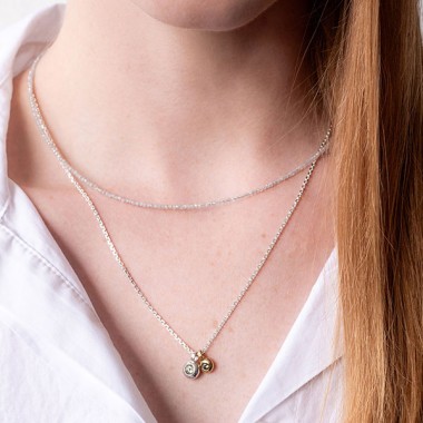 related by objects - fine gem choker - halsreif mit Edelsteinen und goldplattiertem Verschluss