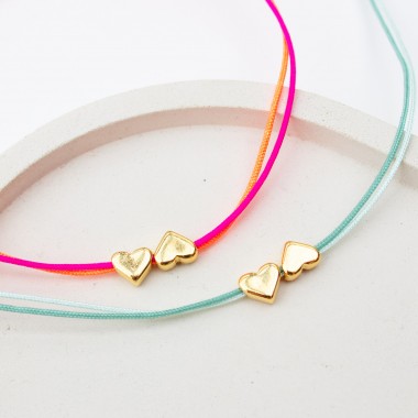 Bow & Hummingbird Armband auf Karte - zwei Herzen - Wir Zwei sind ein gutes Team - 24 Karat vergoldet