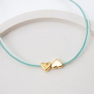 Bow & Hummingbird Armband auf Karte - zwei Herzen - Wir Zwei sind ein gutes Team - 24 Karat vergoldet