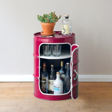 Lockengelöt - Minibar mit Tür - aus Hamburger Ölfässern