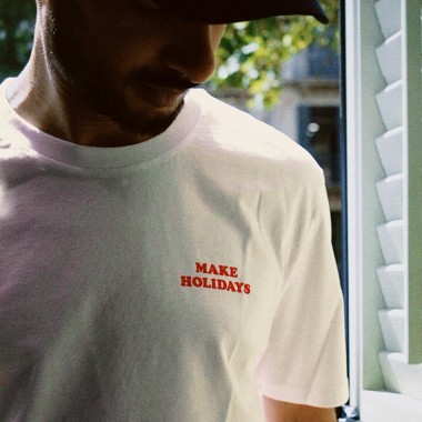 Make Goods – Make Holidays T-Shirt 