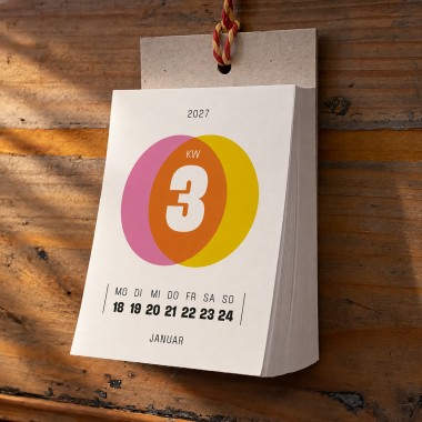 Rätsel-Wochenkalender 2027 – 52 Knobeleien zu Sprichwörtern, Büchern, Zitaten & Fremdwörtern // sperlingb.design