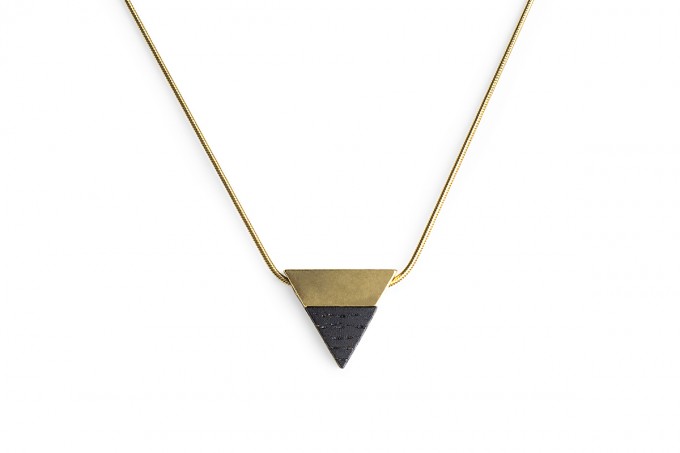 Halskette Vespa Necklace Triangle von BeWooden Halskette Vespa Necklace Triangle von BeWooden