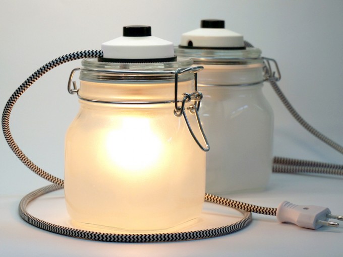 Frau Schneize WeckLicht Tischlampe Frau Schneize WeckLicht Tischlampe