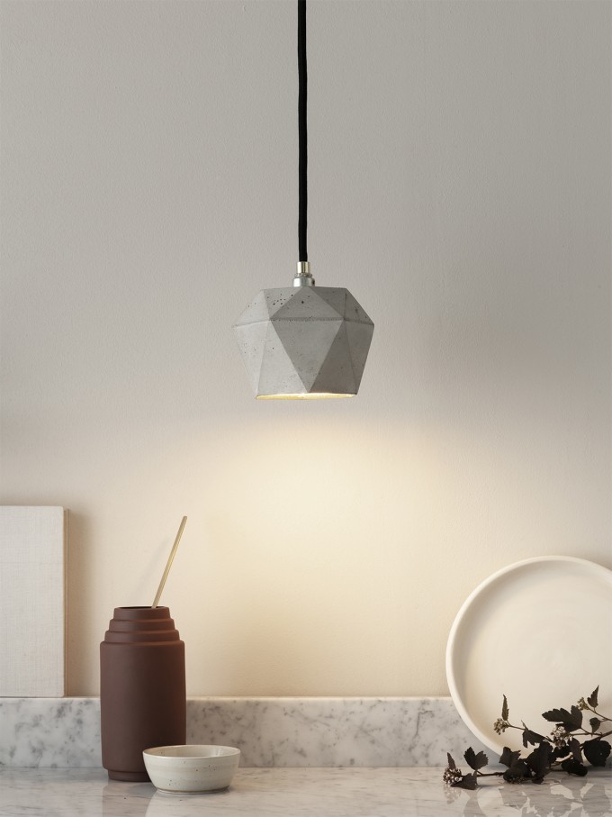 GANTlights - Beton Hängelampe [T2] Lampe Gold trianguliert