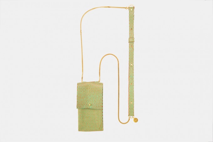 Lapàporter – iPhone Handykette aus Metall mit Lederriemen und abnehmbarer Tasche, mint/gold