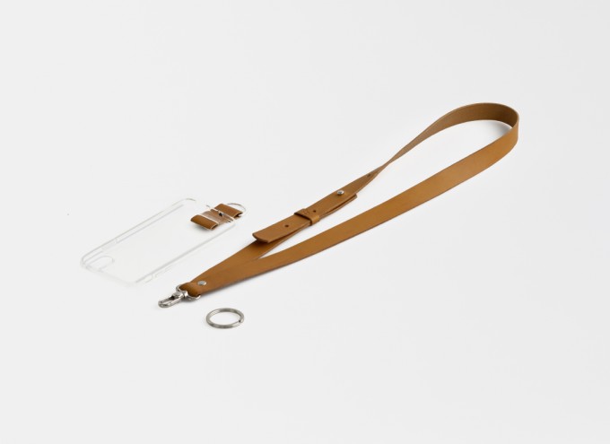 Lapàporter – Handykette Mit breitem Lederriemen, Honig Lapàporter – Handykette Mit breitem Lederriemen, Honig