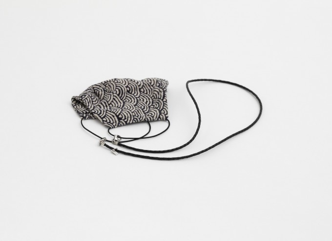 Lapàporter – Maskenkette/Maskenband aus geflochtener Lederkordel – verschiedene Farben Lapàporter – Maskenkette/Maskenband aus geflochtener Lederkordel – verschiedene Farben