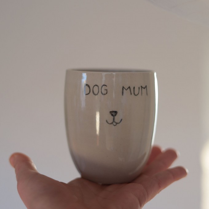 Dog Mum Keramikbecher handgemacht | 280 ml | Becher für Katzenliebhaber | Minimalistischer Handmade Mug