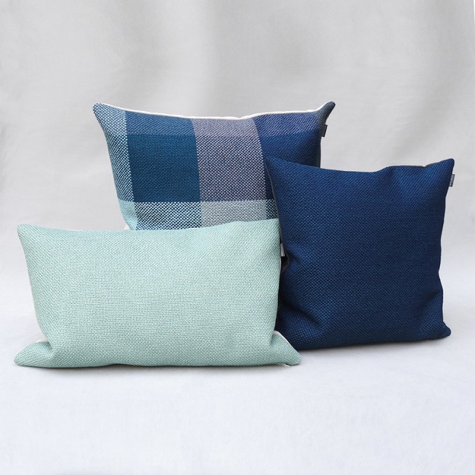 HOOK&EYE Kissen 'Fat Bo' 60x40 in zehn Farben HOOK&EYE Kissen 'Fat Bo' 60x40 in zehn Farben
