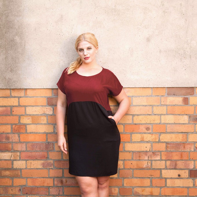 WiDDA - KLEID AUS TENCEL “TOO WINE” IN ROT/SCHWARZ WiDDA - KLEID AUS TENCEL “TOO WINE” IN ROT/SCHWARZ