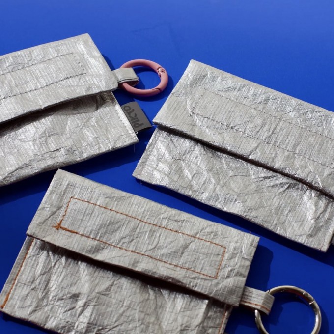 Mini-Portemonnaie – Silber mit orange Details – Superleichtes Tyvek®-Wallet - Pikto3000