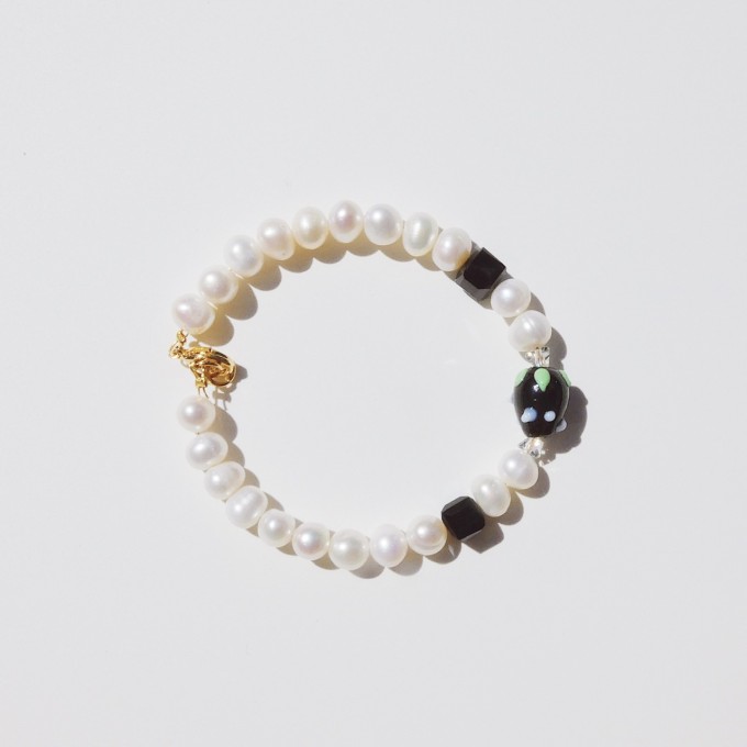 Valerie Chic - HAPPY BERRY Perlen Armband - Schwarz Valerie Chic - HAPPY BERRY Perlen Armband - Schwarz