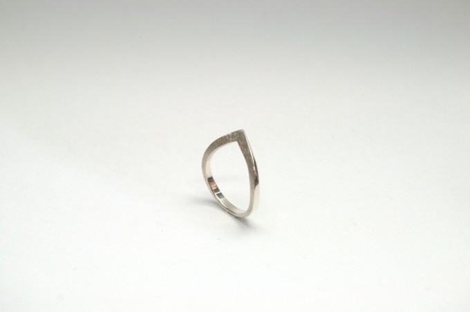 DOPPELLUDWIG – Ring "AUFGESTELLT" aus 925/- Silber DOPPELLUDWIG – Ring "AUFGESTELLT" aus 925/- Silber