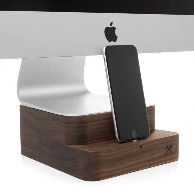 Woodcessories - EcoFoot Dock Edt. - Premium iMac Stand + iPhone Dock für den Apple iMac & alle iPhones aus massivem Holz (iMac 27“, Walnuss)
Woodcessories - EcoFoot Dock Edt. - Premium iMac Stand + iPhone Dock für den Apple iMac & alle iPhones aus massivem Holz (iMac 27“, Walnuss)