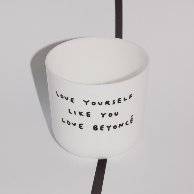 LOVE YOURSELF LIKE YOU LOVE BEYONCÉ Becher – Johanna Schwarzer LOVE YOURSELF LIKE YOU LOVE BEYONCÉ Becher – Johanna Schwarzer