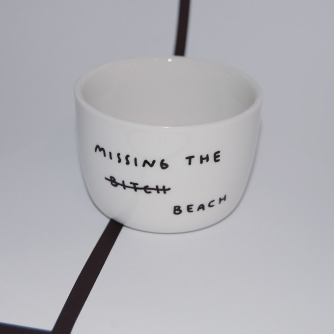 MISSING THE BEACH Becher – Johanna Schwarzer MISSING THE BEACH Becher – Johanna Schwarzer