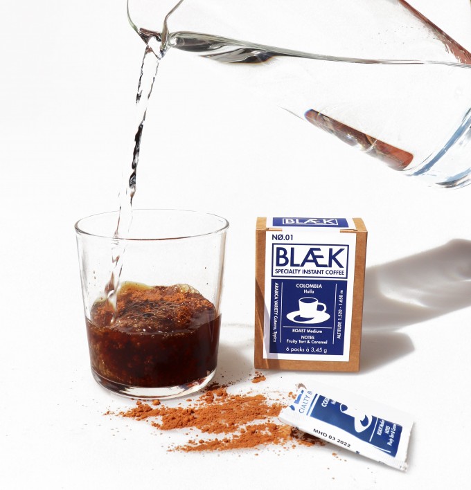 BLÆK - Specialty Instant Kaffee NØ.1 (1 Box mit 6 Sachets) BLÆK - Specialty Instant Kaffee NØ.1 (1 Box mit 6 Sachets)