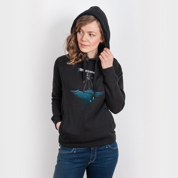 Robert Richter – Liquid Universe - Hoodie aus der Nikkifaktur Robert Richter – Liquid Universe - Hoodie aus der Nikkifaktur