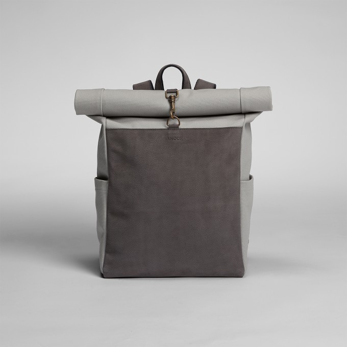 VANOOK – Roll-Top Backpack
Grey VANOOK – Roll-Top Backpack
Grey
