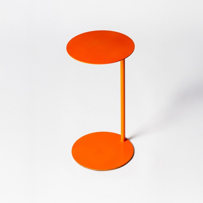 Einig Studio - Beistelltisch Orange