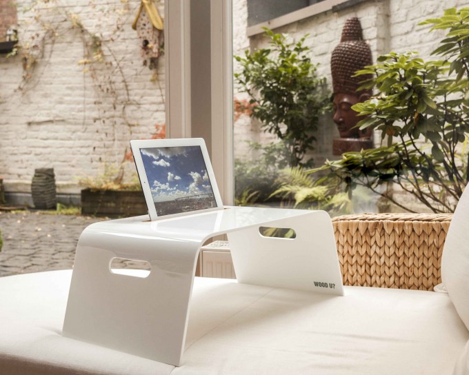 WOOD U? CHILL Halterung für iPad und Tablets für das Bett und Sofa WOOD U? CHILL Halterung für iPad und Tablets für das Bett und Sofa