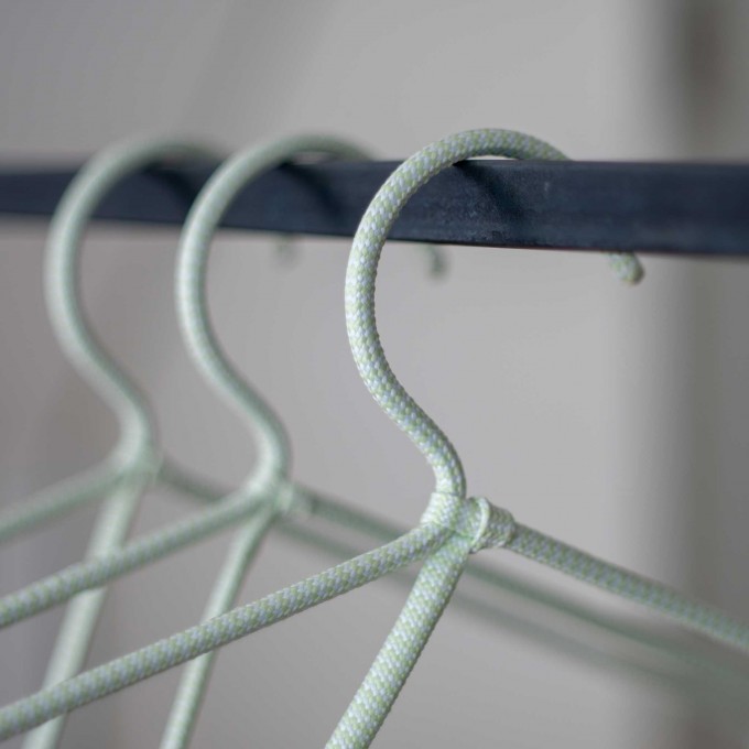 CORD HANGER | dünne Textil-KLEIDERBÜGEL aus Seil | 6er Set | Peppermint Products CORD HANGER | dünne Textil-KLEIDERBÜGEL aus Seil | 6er Set | Peppermint Products