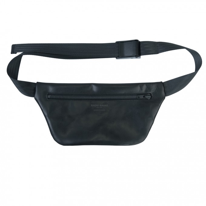 Crossbody Tasche schwarz – aus premium pflanzlich gegerbtem Olivenleder® Crossbody Tasche schwarz – aus premium pflanzlich gegerbtem Olivenleder®