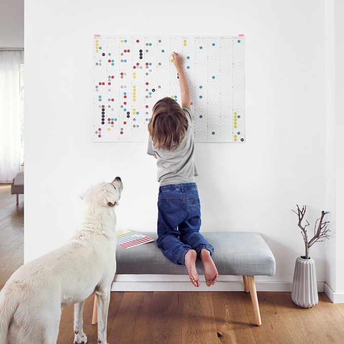 dot on classic / Jahresplaner 2019 – mit über 700 Klebepunkten in 12 Farben dot on classic / Jahresplaner 2019 – mit über 700 Klebepunkten in 12 Farben