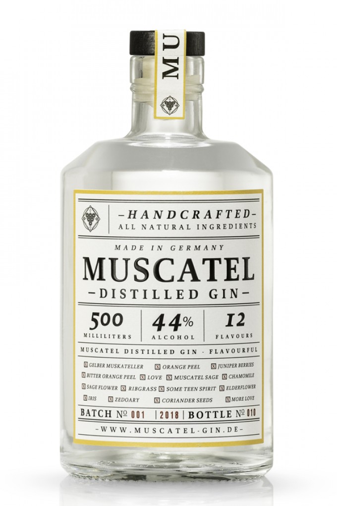 MUSCATEL DISTILLED GIN (0,5l) MUSCATEL DISTILLED GIN (0,5l)