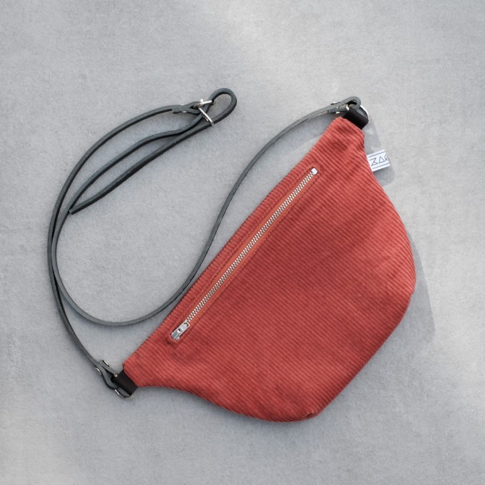 ZACAMO – Bauchtasche •Cord• rostrot ZACAMO – Bauchtasche •Cord• rostrot