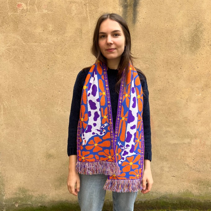 The Naughty District - Strickschal »Dackel-Python«