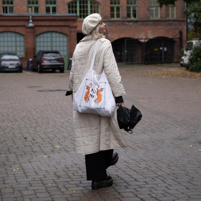 Fünf Tas Belanja Shopping Bag Fünf Tas Belanja Shopping Bag