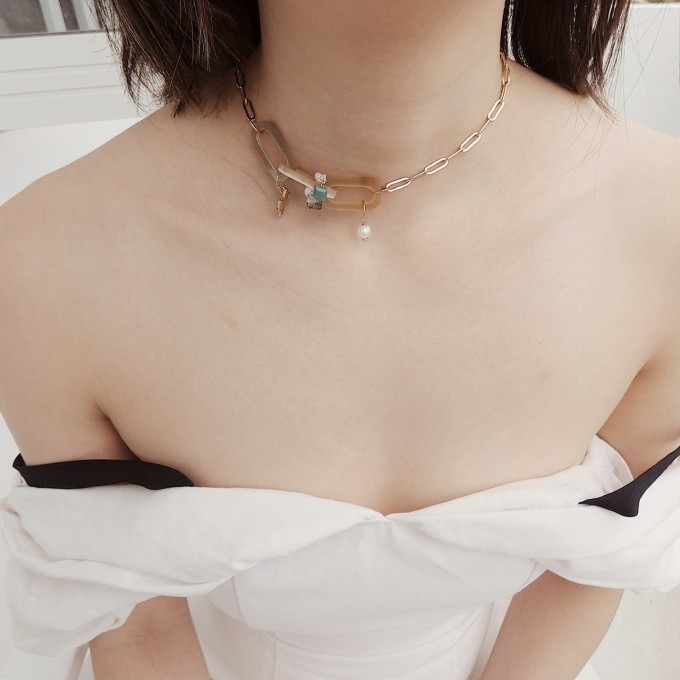 Valerie Chic - LANA Kette Choker - 18 Karat vergoldet, Büffelhorn Valerie Chic - LANA Kette Choker - 18 Karat vergoldet, Büffelhorn