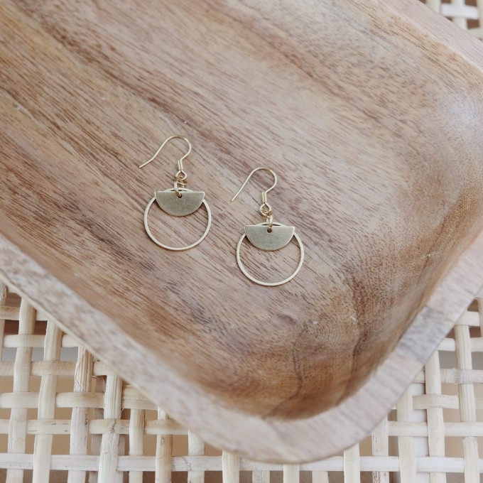 BRASSCAKE // Phio Hooks BRASSCAKE // Phio Hooks