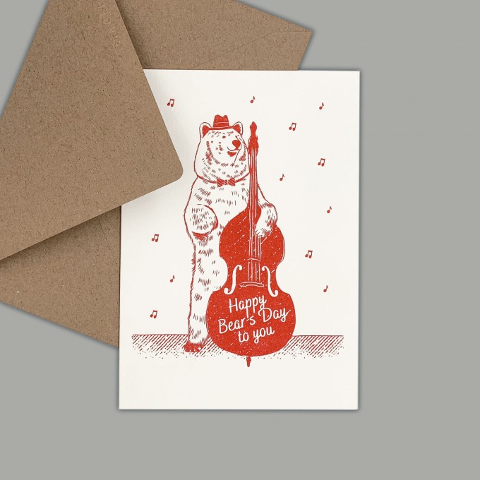Feingeladen // LOVELY BEASTS // Bear »Happy Bear's Day to you« (CR) // RISO-Klappkarte, A6 Feingeladen // LOVELY BEASTS // Bear »Happy Bear's Day to you« (CR) // RISO-Klappkarte, A6