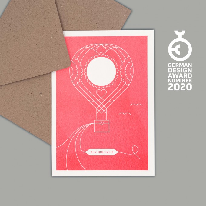 Feingeladen // ROUNDABOUT // Heißluftballon »Zur Hochzeit« (FR) // RISO-Klappkarte, A6 Feingeladen // ROUNDABOUT // Heißluftballon »Zur Hochzeit« (FR) // RISO-Klappkarte, A6