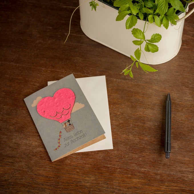 DieStadtgärtner | Alles Liebe zur Hochzeit | Klappkarte "Heißluftballon" mit Umschlag | Ballon aus Saatpapier mit Wildblumensamen | Blumen & Grußkarte in einem DieStadtgärtner | Alles Liebe zur Hochzeit | Klappkarte "Heißluftballon" mit Umschlag | Ballon aus Saatpapier mit Wildblumensamen | Blumen & Grußkarte in einem