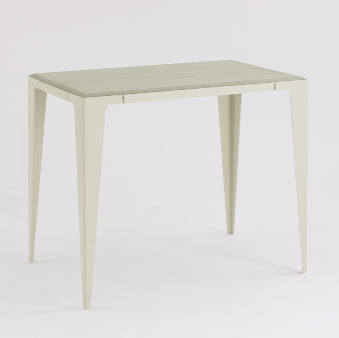 GUERIDON TISCH CHAMFER seiden-grau | nachhaltiges Möbeldesign | WYE GUERIDON TISCH CHAMFER seiden-grau | nachhaltiges Möbeldesign | WYE