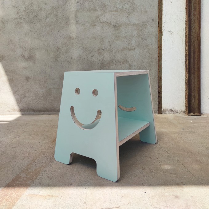 HEYA, ich bin Happy Aqua! (Sitzmöbel/Beistelltisch) HEYA, ich bin Happy Aqua! (Sitzmöbel/Beistelltisch)
